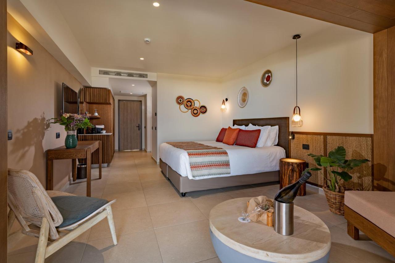 העיירה רתימנו Minos Ambassador Suites & Spa - Adults Only מראה חיצוני תמונה