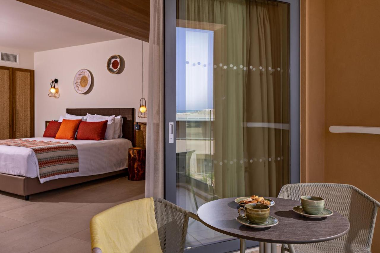 העיירה רתימנו Minos Ambassador Suites & Spa - Adults Only מראה חיצוני תמונה