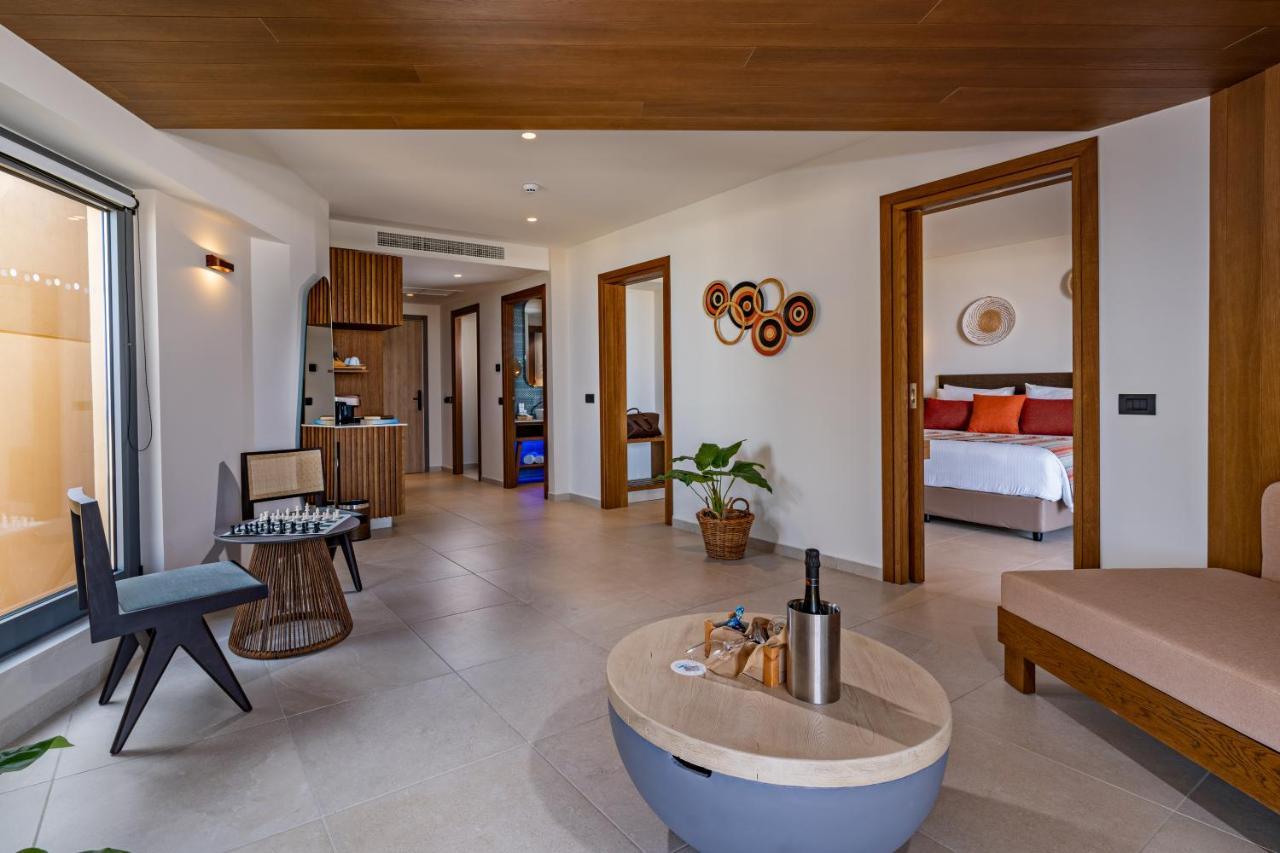העיירה רתימנו Minos Ambassador Suites & Spa - Adults Only מראה חיצוני תמונה
